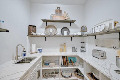 Casa en venta en Sarasota, Florida, 3 dormitorios, 243.96 m2 № 1734733 - foto 11