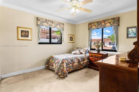 Купить виллу или дом в Майами, Флорида 5 спален, 192.4м2, № 1956130 - фото 24