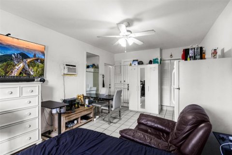 Купить виллу или дом в Майами, Флорида 5 спален, 192.4м2, № 1956130 - фото 29