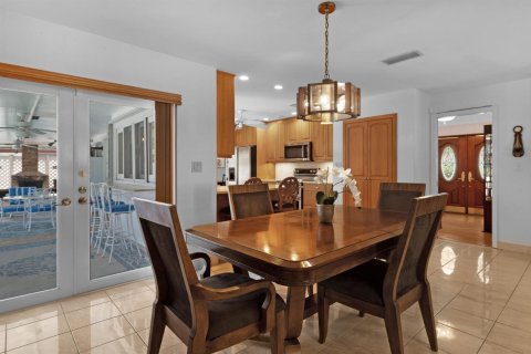 Villa ou maison à vendre à Fort Lauderdale, Floride: 5 chambres, 220.74 m2 № 2169963 - photo 16