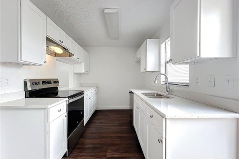 Touwnhouse à vendre à Orlando, Floride: 2 chambres, 102.56 m2 № 1906011 - photo 22