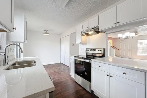 Touwnhouse à vendre à Orlando, Floride: 2 chambres, 102.56 m2 № 1906011 - photo 29