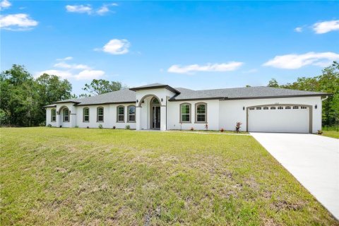 House in Orlando, Florida 4 bedrooms, 498.14 sq.m. № 2235639