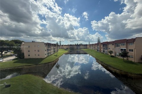 Condominio en venta en Sunrise, Florida, 1 dormitorio, 59.46 m2 № 1929174 - foto 29