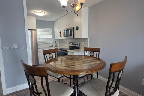 Condominio en venta en Sunrise, Florida, 1 dormitorio, 59.46 m2 № 1929174 - foto 6