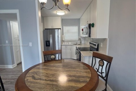 Condominio en venta en Sunrise, Florida, 1 dormitorio, 59.46 m2 № 1929174 - foto 5