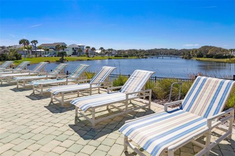Casa en venta en Palm Coast, Florida, 3 dormitorios, 186.83 m2 № 2395831 - foto 9