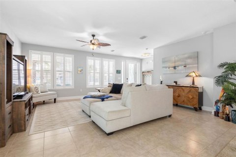Casa en venta en Palm Coast, Florida, 3 dormitorios, 186.83 m2 № 2395831 - foto 14