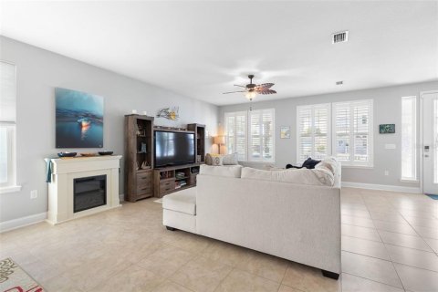 Casa en venta en Palm Coast, Florida, 3 dormitorios, 186.83 m2 № 2395831 - foto 13
