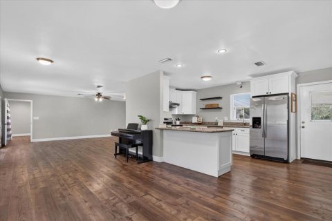 Villa ou maison à vendre à Alachua, Floride: 4 chambres, 174.38 m2 № 2400978 - photo 12