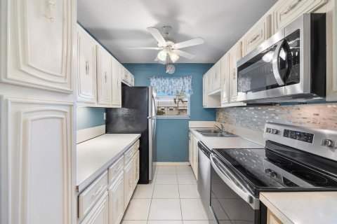 Copropriété à vendre à Delray Beach, Floride: 2 chambres, 109.16 m2 № 2077882 - photo 8