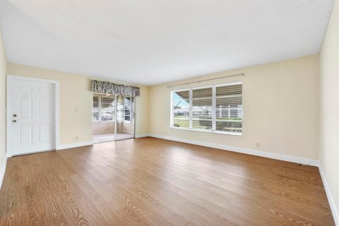 Copropriété à vendre à Delray Beach, Floride: 2 chambres, 109.16 m2 № 2077882 - photo 4