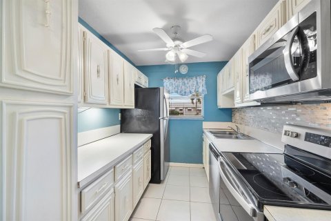 Copropriété à vendre à Delray Beach, Floride: 2 chambres, 109.16 m2 № 2077882 - photo 9