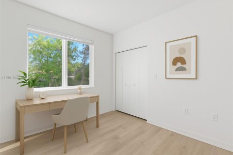 Снять в аренду таунхаус в Майами, Флорида 3 спальни, № 2006069 - фото 3