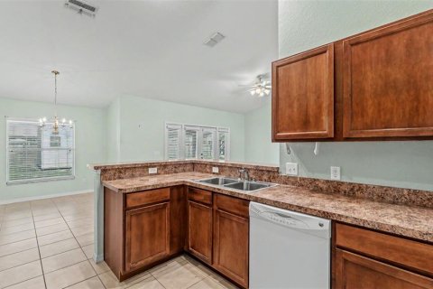 Villa ou maison à vendre à Winter Haven, Floride: 3 chambres, 181.25 m2 № 2237281 - photo 6