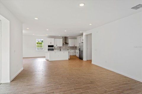 Casa en venta en Winter Garden, Florida, 4 dormitorios, 282.24 m2 № 2386583 - foto 4