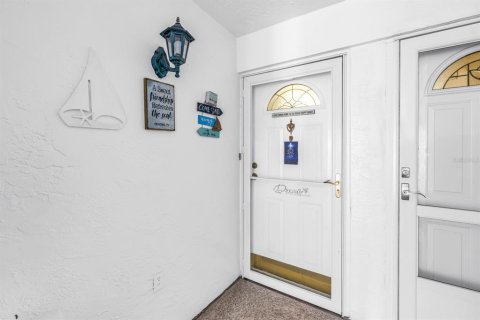 Condo in Clearwater, Florida, 3 bedrooms № 2166577