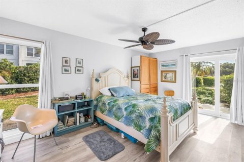 Condo in Clearwater, Florida, 3 bedrooms № 2166577 - photo 13