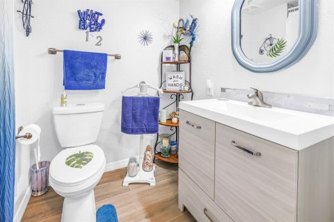 Condo in Clearwater, Florida, 3 bedrooms № 2166577 - photo 18