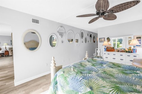 Condo in Clearwater, Florida, 3 bedrooms № 2166577 - photo 14