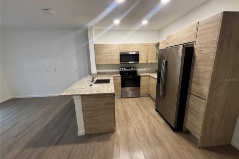 Adosado en alquiler en Orlando, Florida, 3 dormitorios, 156.73 m2 № 2234685 - foto 4