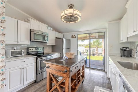 Townhouse in New Smyrna Beach, Florida 2 bedrooms, 82.5 sq.m. № 1744299 - photo 27