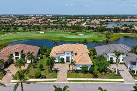 Casa en alquiler en Bradenton, Florida, 4 dormitorios, 371.42 m2 № 1777398 - foto 2