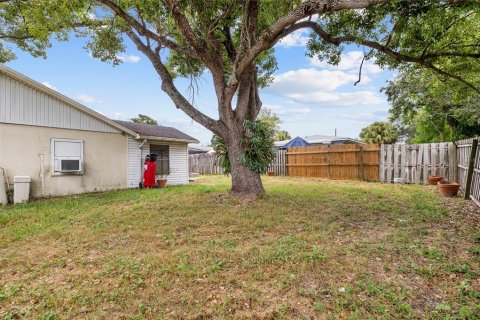 Apartment in Clearwater, Florida 2 bedrooms, 91.79 sq.m. № 1903910 - photo 29