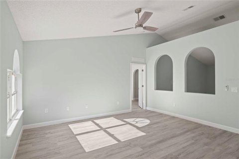 Villa ou maison à vendre à Minneola, Floride: 3 chambres, 186.55 m2 № 2114848 - photo 6