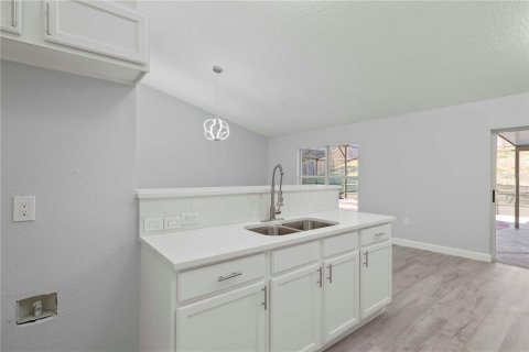 Villa ou maison à vendre à Minneola, Floride: 3 chambres, 186.55 m2 № 2114848 - photo 12