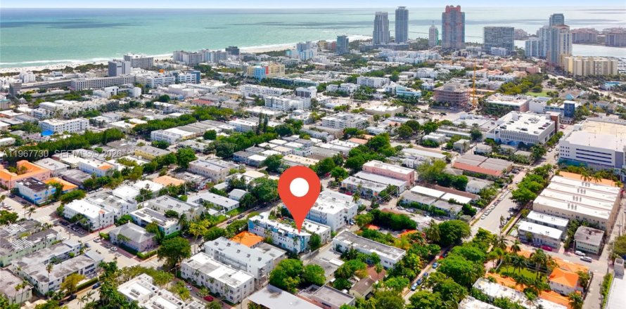 Immobilier commercial à Miami Beach, Floride 260.96 m2 № 2029745