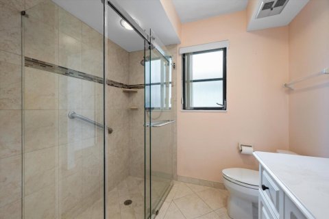 House in Plantation, Florida 3 bedrooms, 189.8 sq.m. № 2392422 - photo 20