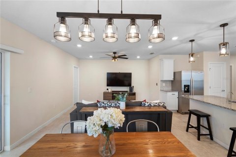 House in Kissimmee, Florida 4 bedrooms, 146.79 sq.m. № 1623029 - photo 11