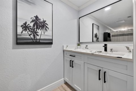 Villa ou maison à vendre à Seminole, Floride: 4 chambres, 194.35 m2 № 1907813 - photo 15