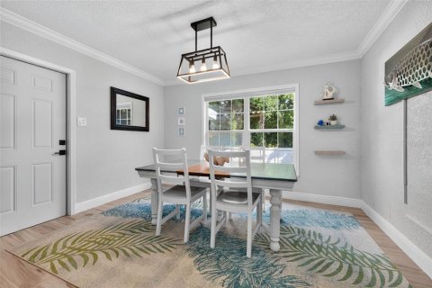 Villa ou maison à vendre à Seminole, Floride: 4 chambres, 194.35 m2 № 1907813 - photo 12