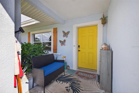 Villa ou maison à vendre à Seminole, Floride: 4 chambres, 194.35 m2 № 1907813 - photo 3