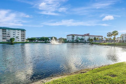 Copropriété à vendre à Lauderhill, Floride: 1 chambre, 86.21 m2 № 2389553 - photo 25
