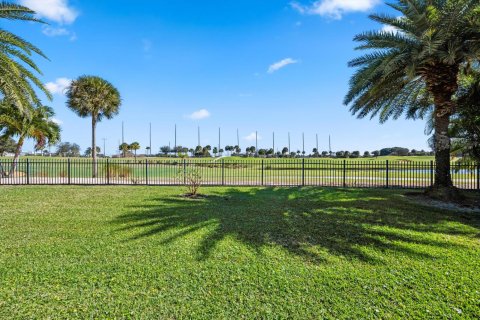 Villa ou maison à vendre à North Palm Beach, Floride: 5 chambres, 332.4 m2 № 2411724 - photo 13