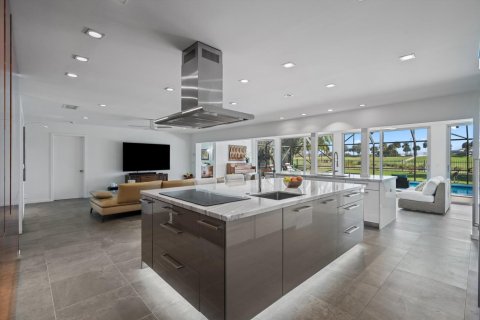 Villa ou maison à vendre à North Palm Beach, Floride: 5 chambres, 332.4 m2 № 2411724 - photo 11