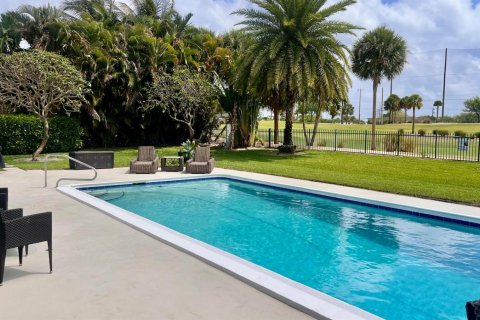 Villa ou maison à vendre à North Palm Beach, Floride: 5 chambres, 332.4 m2 № 2411724 - photo 14