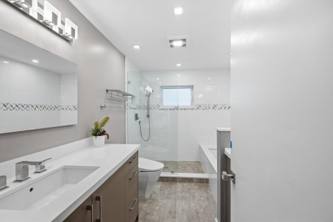 Villa ou maison à vendre à North Palm Beach, Floride: 5 chambres, 332.4 m2 № 2411724 - photo 20