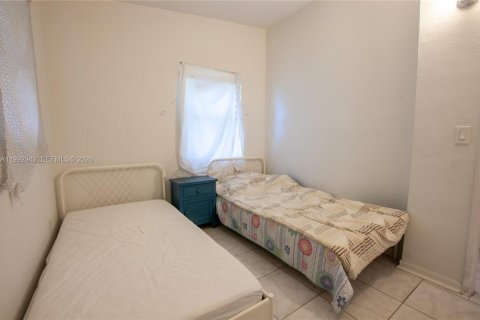 Casa en venta en West Park, Florida, 2 dormitorios, 81.57 m2 № 2056804 - foto 13