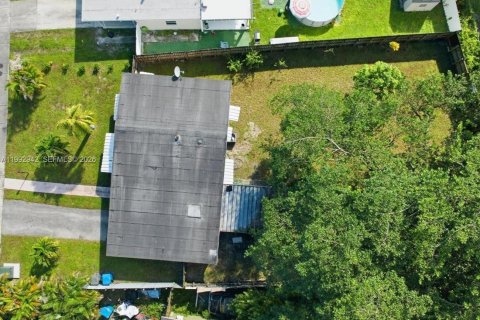 Villa ou maison à vendre à West Park, Floride: 2 chambres, 81.57 m2 № 2056804 - photo 17