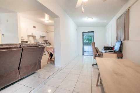Casa en venta en West Park, Florida, 2 dormitorios, 81.57 m2 № 2056804 - foto 7
