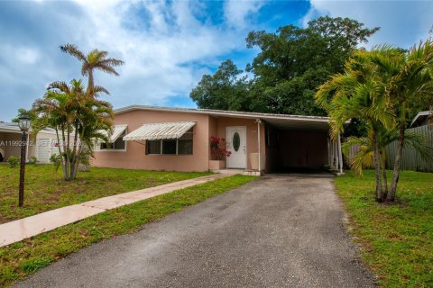 Casa en West Park, Florida 2 dormitorios, 81.57 m2 № 2056804