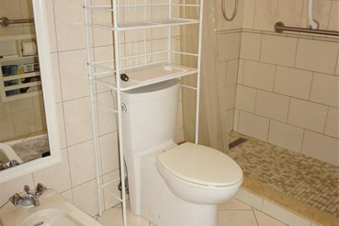 Купить кондоминиум в Лутц, Флорида 5 комнат, 252.97м2, № 2133927 - фото 23