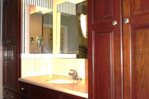 Купить кондоминиум в Лутц, Флорида 5 комнат, 252.97м2, № 2133927 - фото 25