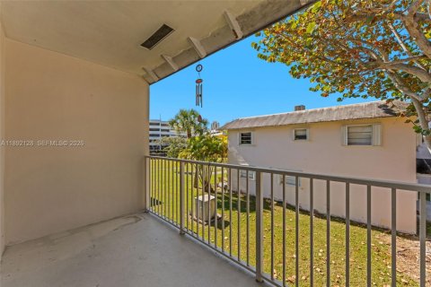 Copropriété à vendre à Miami, Floride: 2 chambres, 69.68 m2 № 2014558 - photo 12