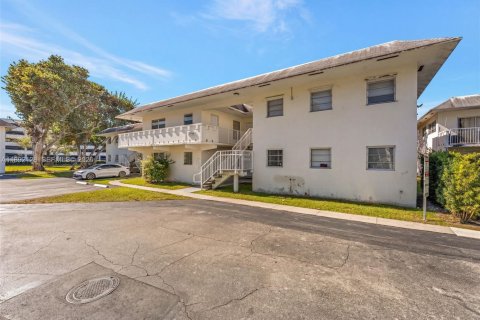 Copropriété à vendre à Miami, Floride: 2 chambres, 69.68 m2 № 2014558 - photo 17