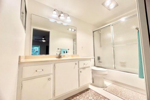 Copropriété à vendre à Deerfield Beach, Floride: 2 chambres, 92.9 m2 № 2089650 - photo 9